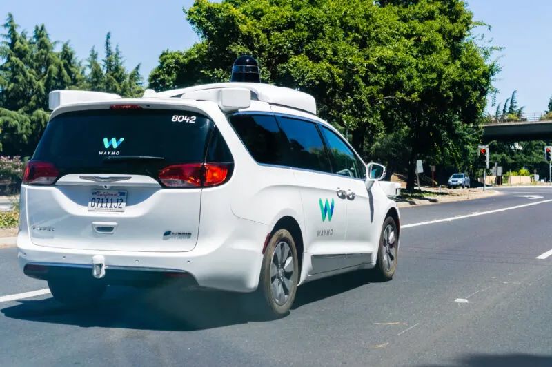 Waymo One ：被困在凤凰城郊区的无人驾驶出租车服务(图3)